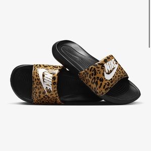 Nike Victori One Print Slides